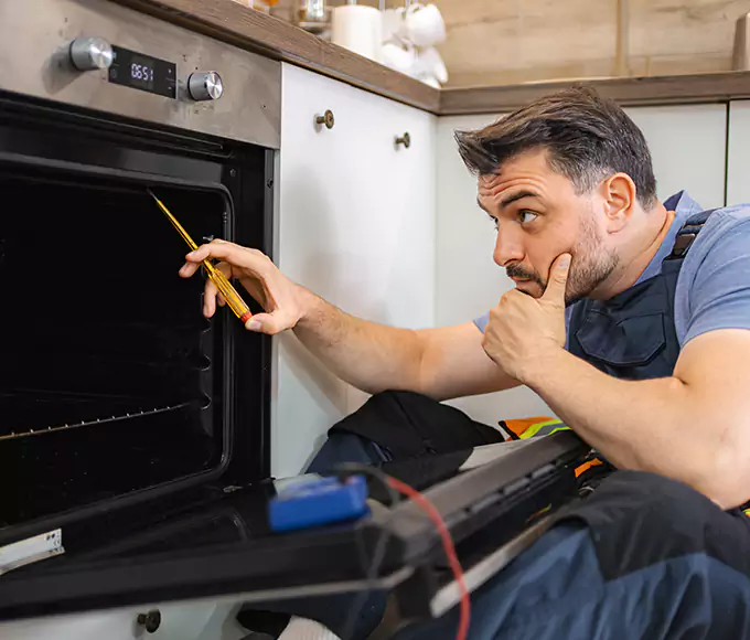 Why Escondido Households Choose Escondido Appliance Pro for Every Gas Oven Fix?